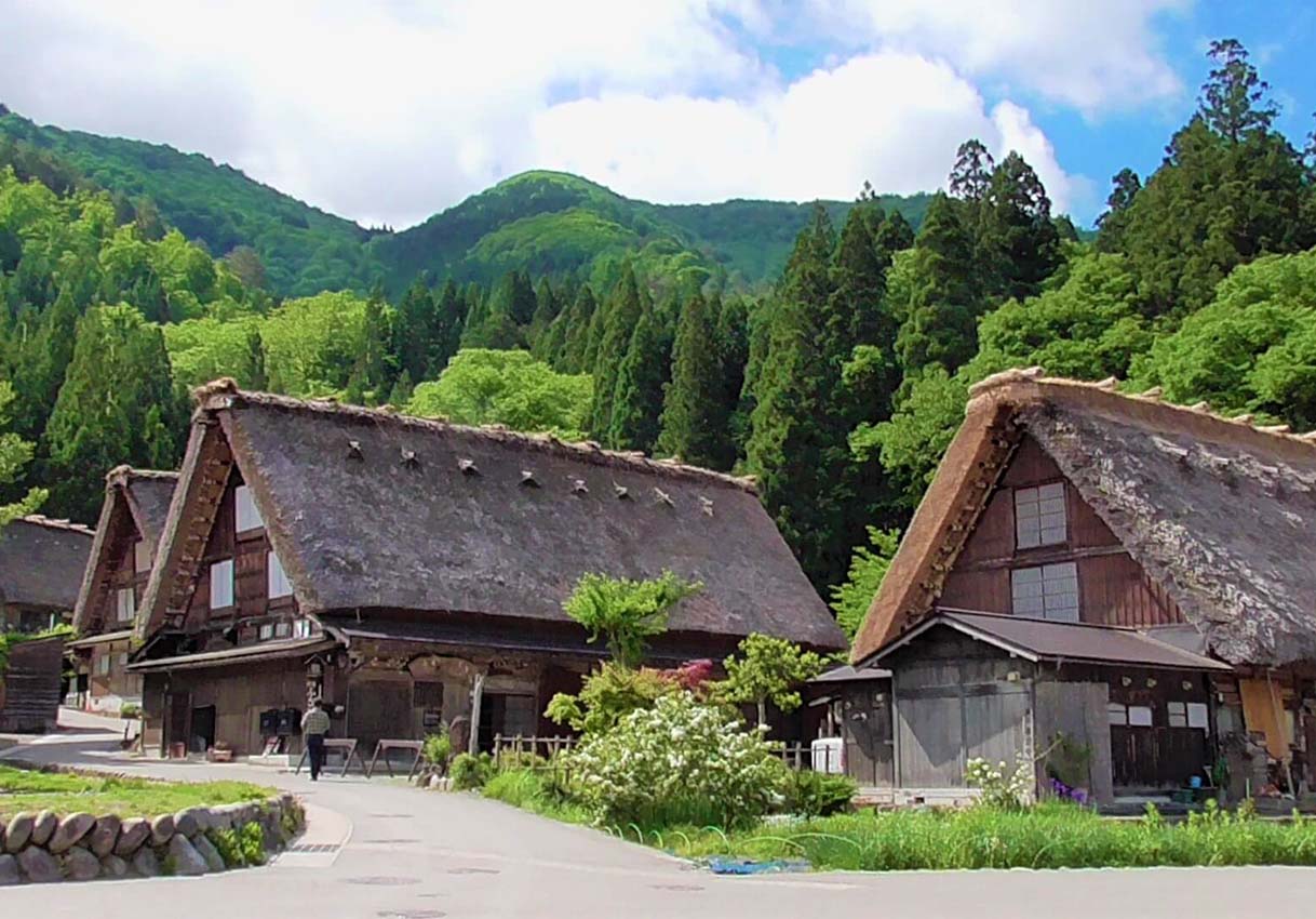 Shirakawa-go Accommodation Experience: Exploring Unique Traditional Minshuku